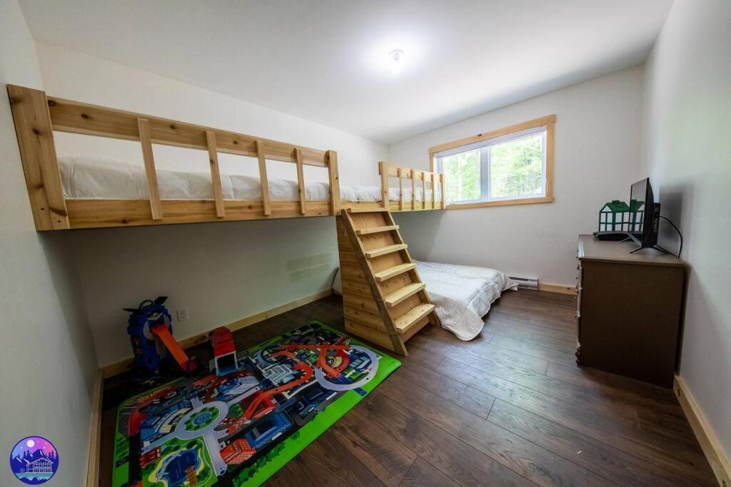 Chalet Deschamps- Spa- Chien Accepte- Nature- Estrie Mansonville Εξωτερικό φωτογραφία