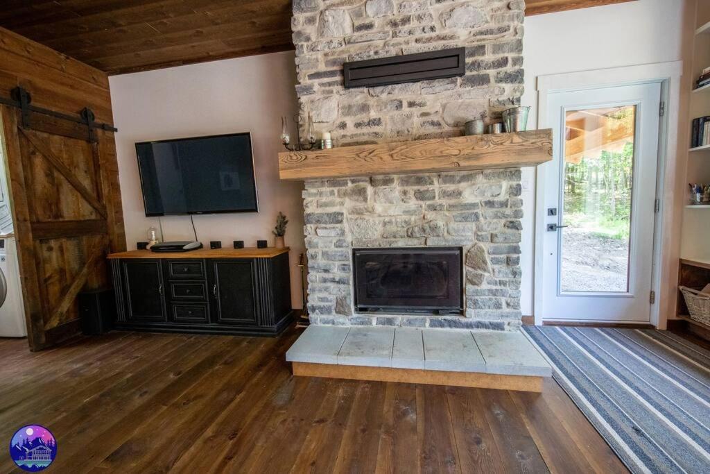 Chalet Deschamps- Spa- Chien Accepte- Nature- Estrie Mansonville Εξωτερικό φωτογραφία